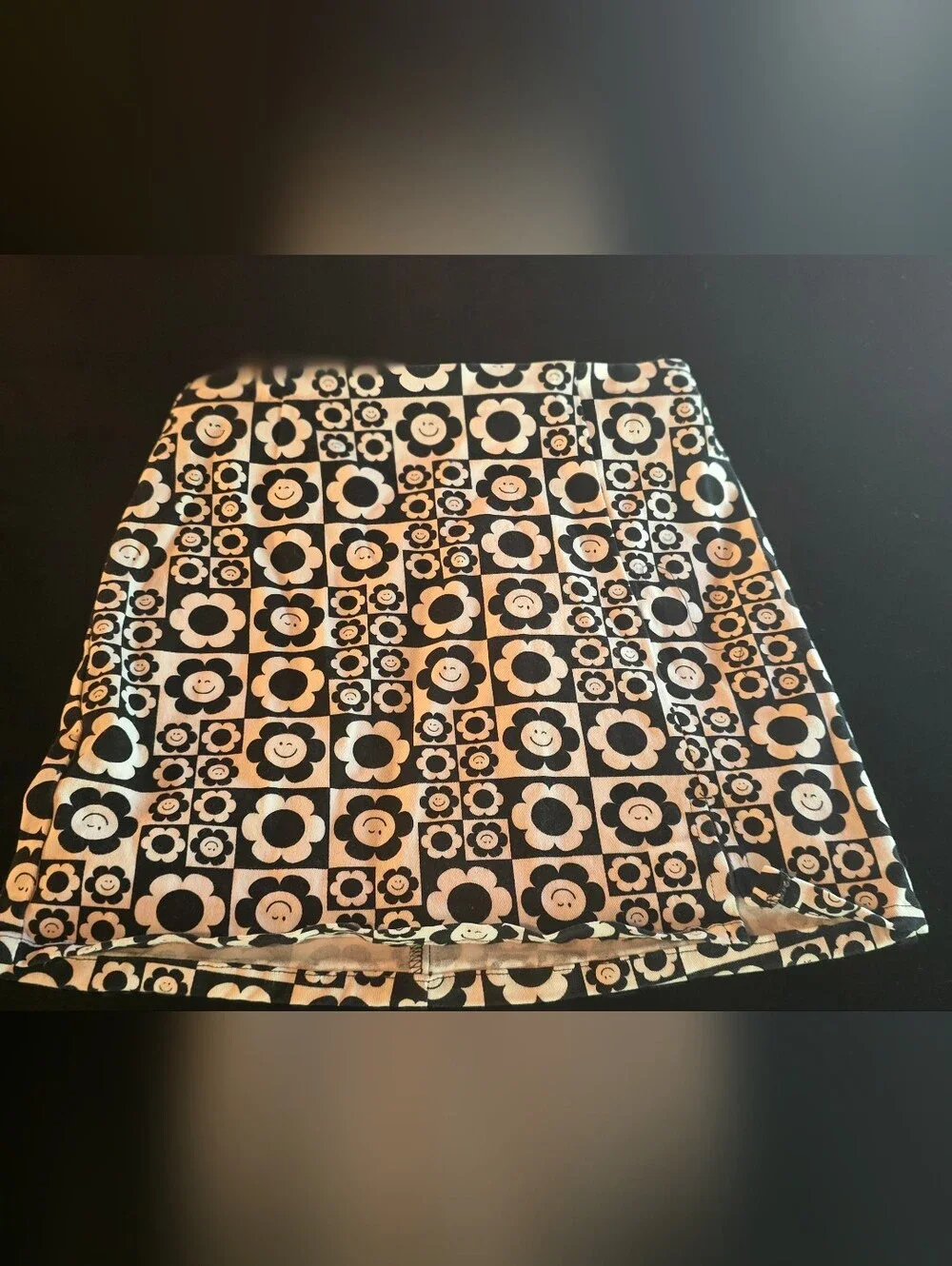 art class Black and Cream Floral Graphic Mini Skirt Size 7/8